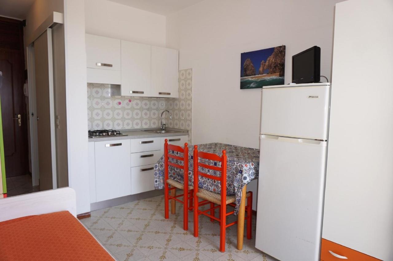 Appartamento Gorgeous Studio With Shared Pool And Terrace Porto Santa Margherita di Caorle Esterno foto